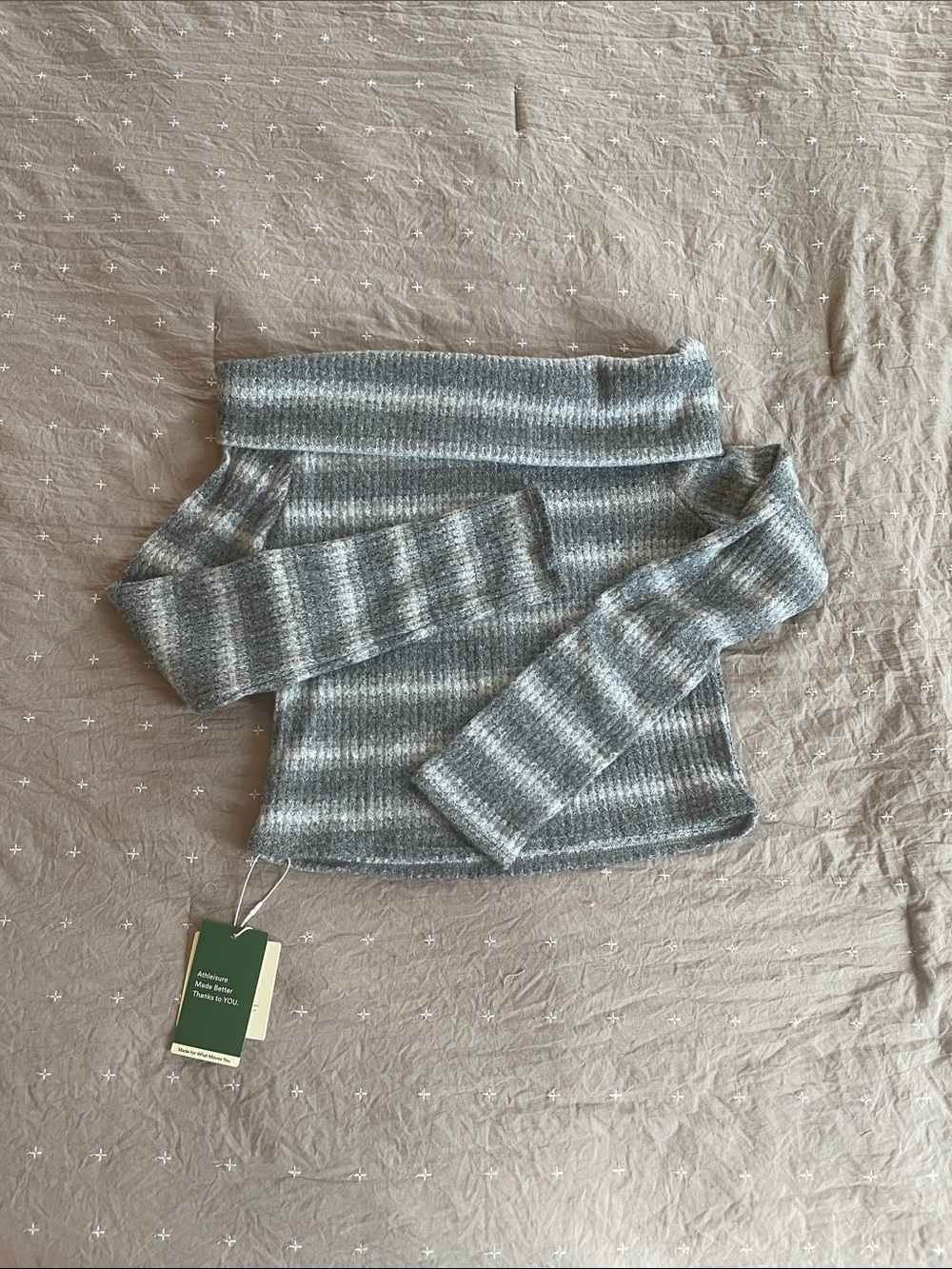 NWT Halara Long-sleeved Athleisure Sweater